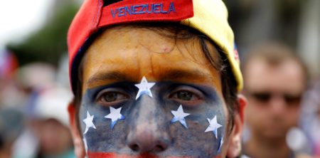 Venezuela just devalued the bolívar by 95% and pegged it to a cryptocurrency